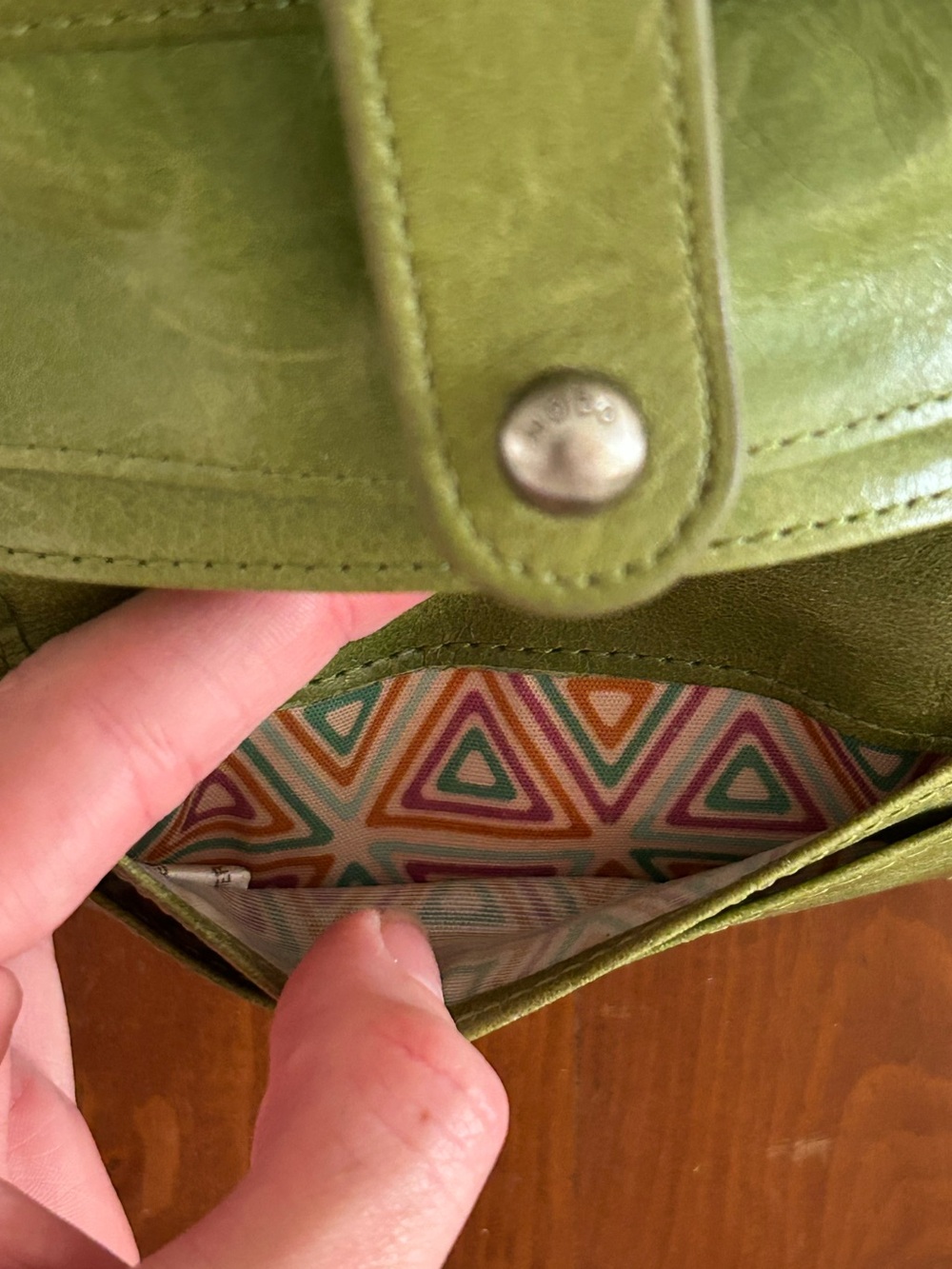 HOBO Olive Green Leather Card Wallet with Chain Key Clip - Picture 5 of 7